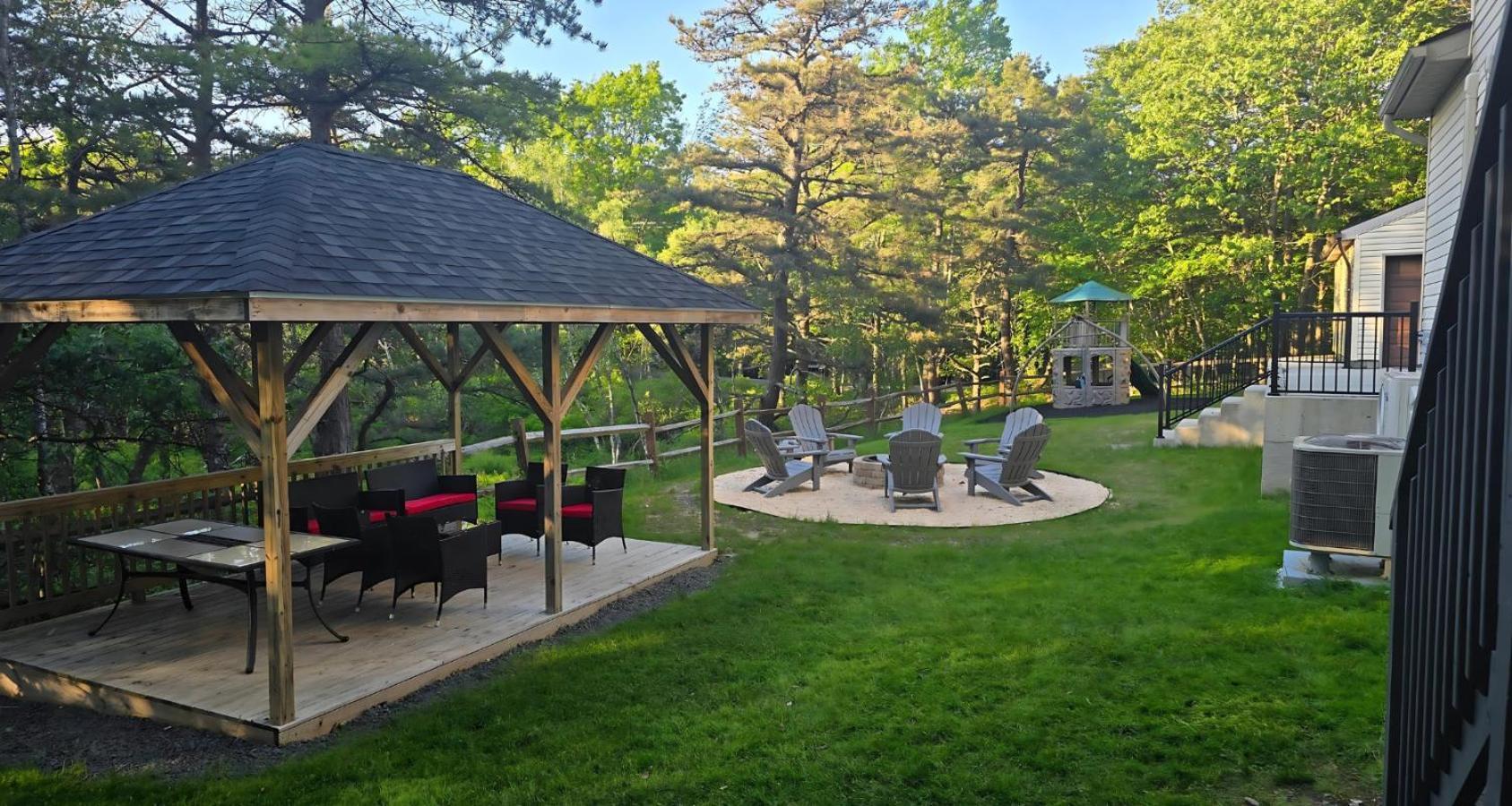 Peaceful Pocono Home With Hot Tub, Gym, & Office Long Pond 外观 照片