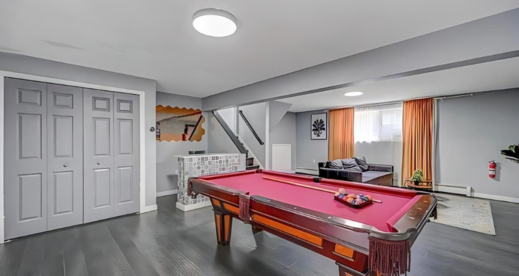 Peaceful Pocono Home With Hot Tub, Gym, & Office Long Pond 外观 照片