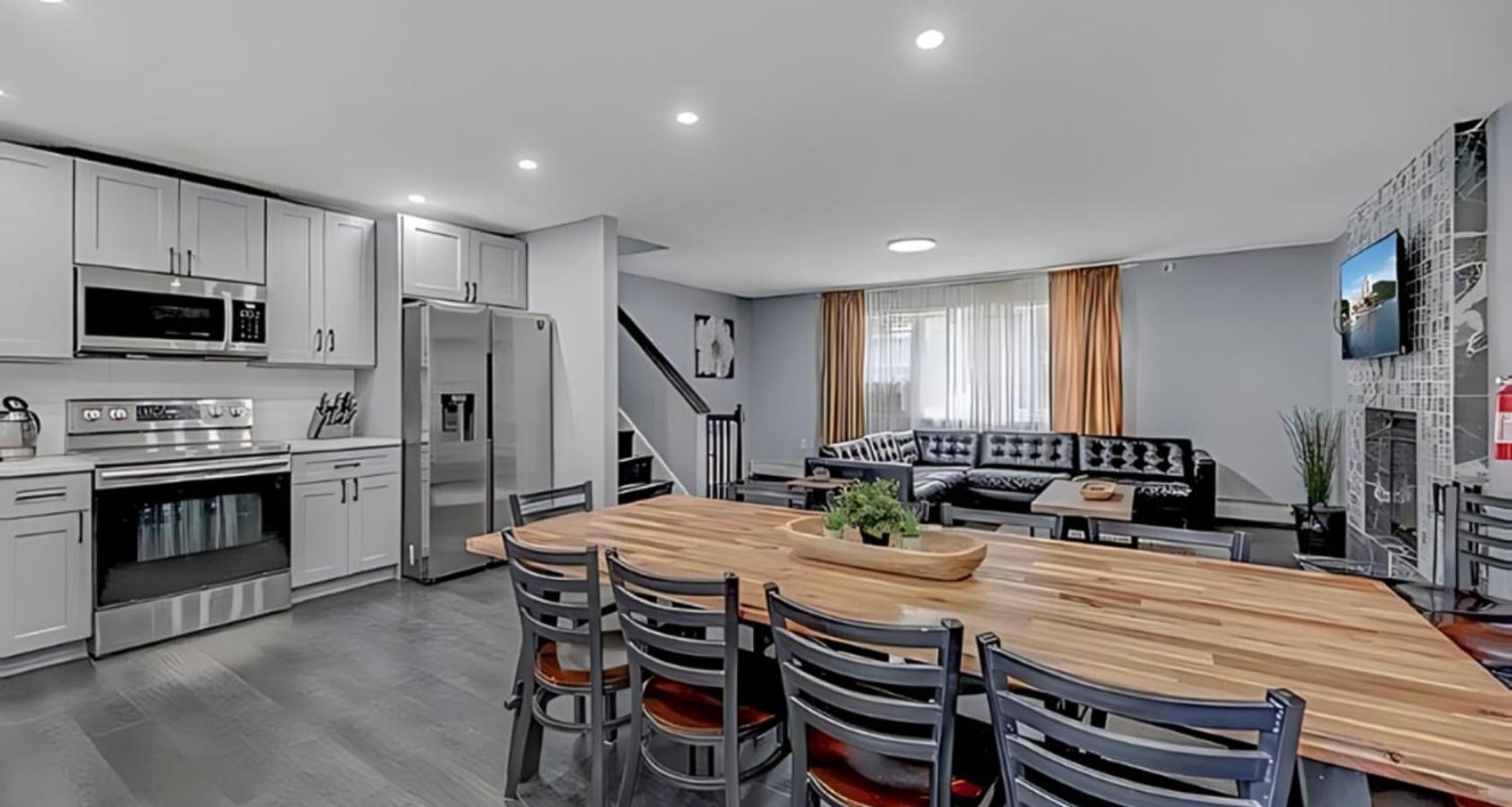 Peaceful Pocono Home With Hot Tub, Gym, & Office Long Pond 外观 照片